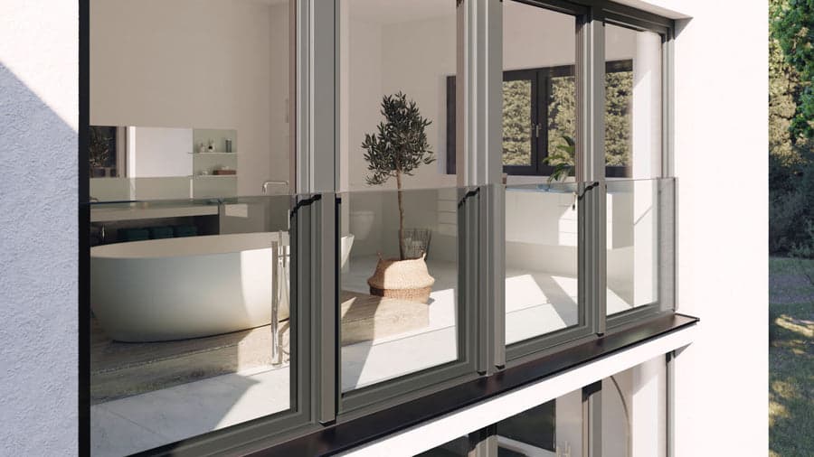 Ventana de PVC blanca oscilobatiente en una vivienda